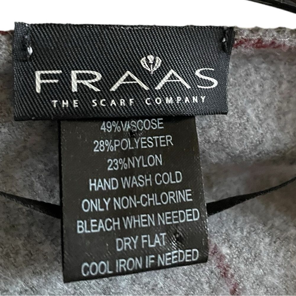 FRAAS Stretch Window Pane Ruana OS - Picture 5 of 8
